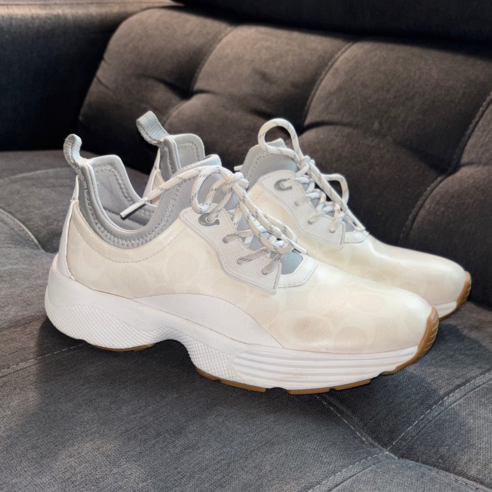 Coach Women's C 270 Tech Runner Sneakers Size 10 B white and Gray